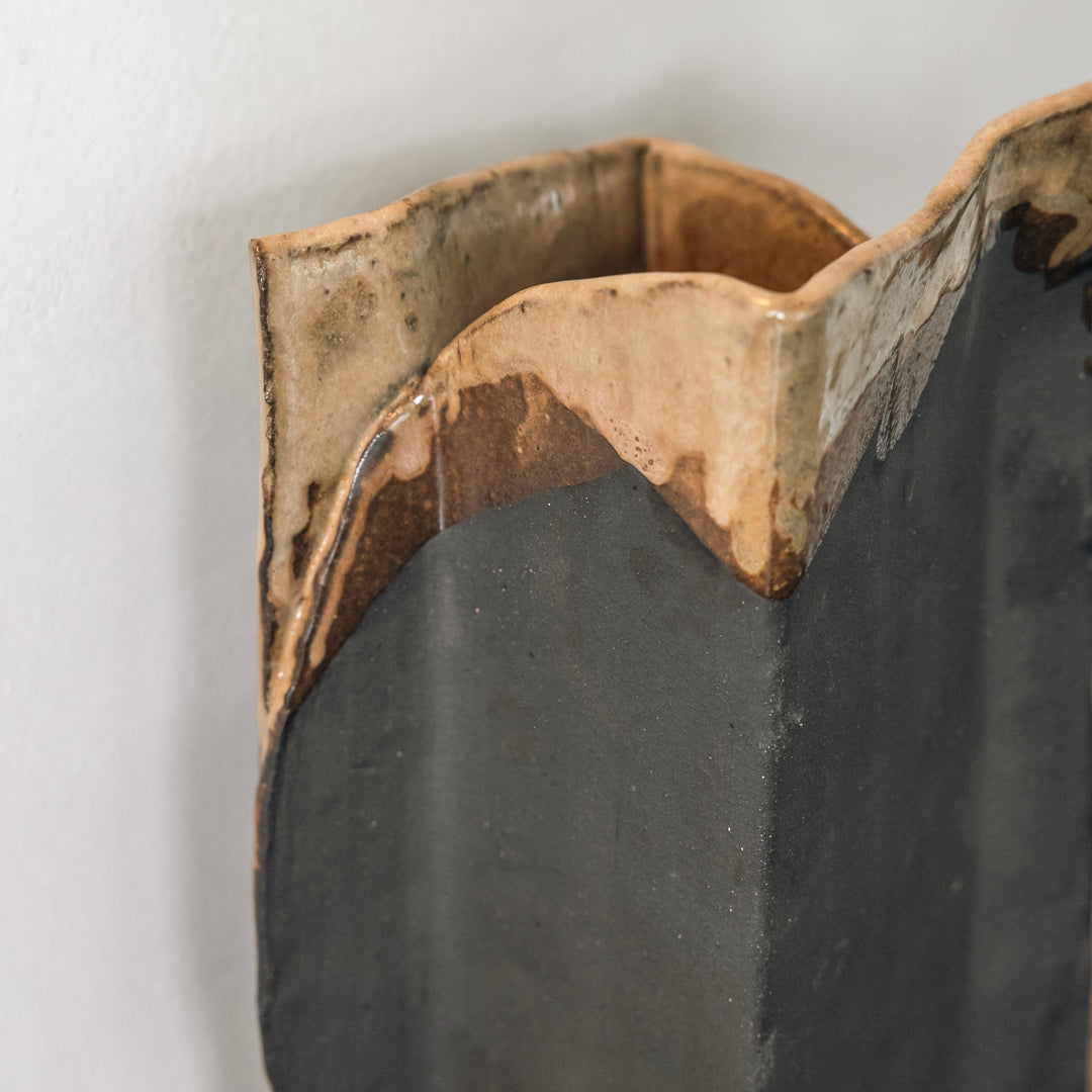 BOKIS Vase | Charcoal Clay
