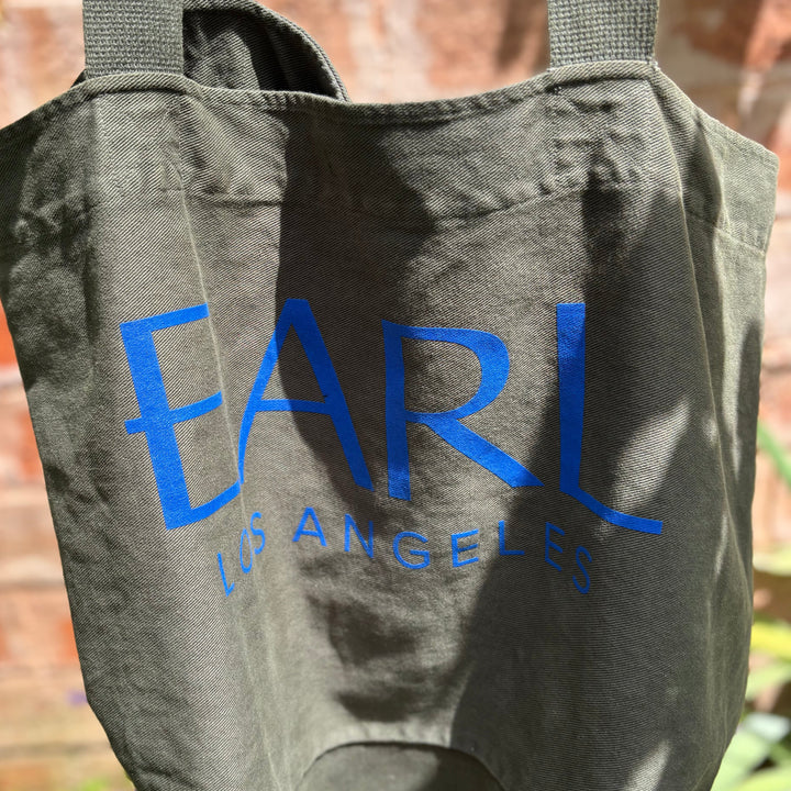 XL EARL Canvas Tote
