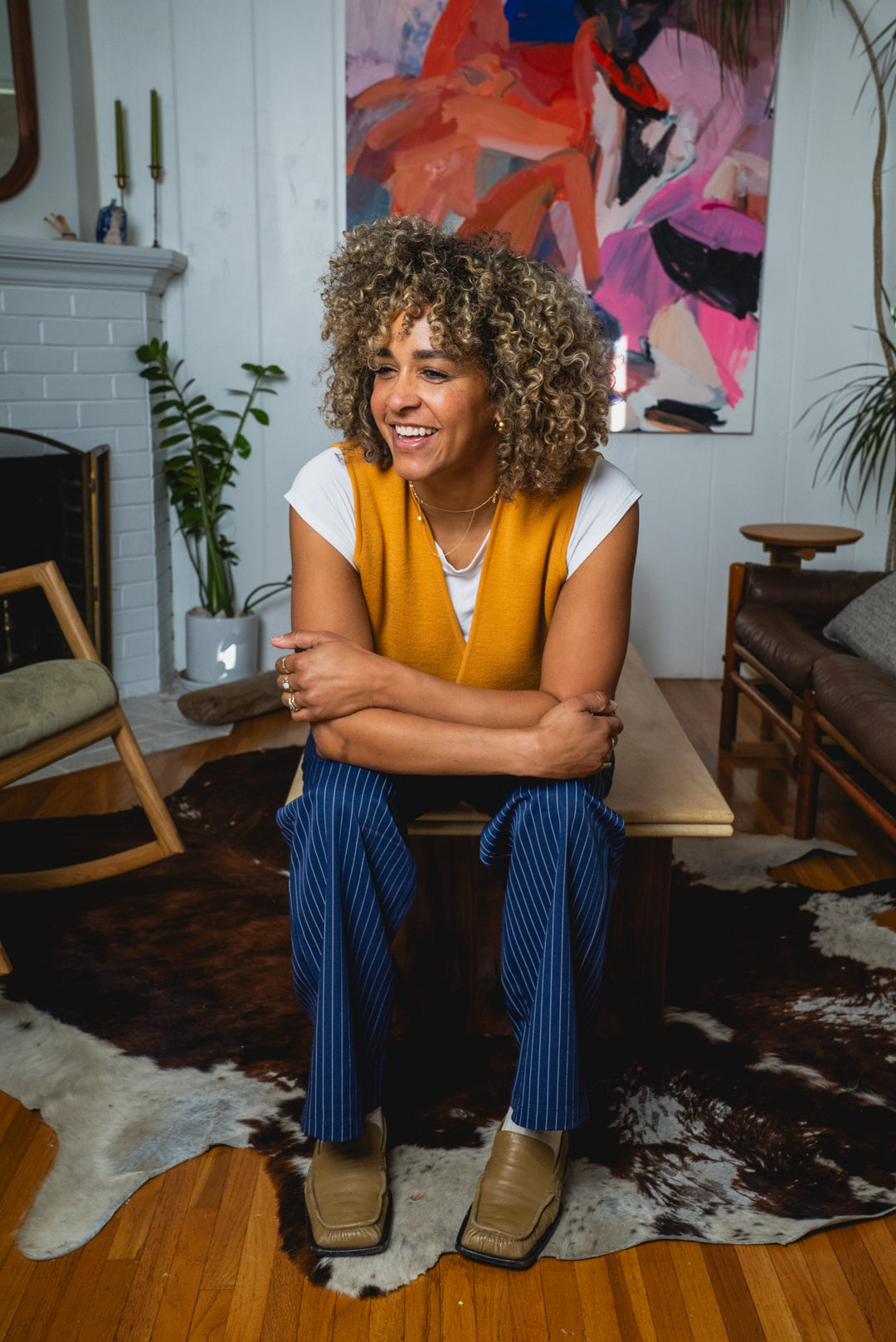 Amber Earl black female owned interior designer of EARL Interiors, handles marketing,  and is the CEO of Earl Home. Here is the BIPOC woman in her home in North Hollywood, Los Angeles, California.