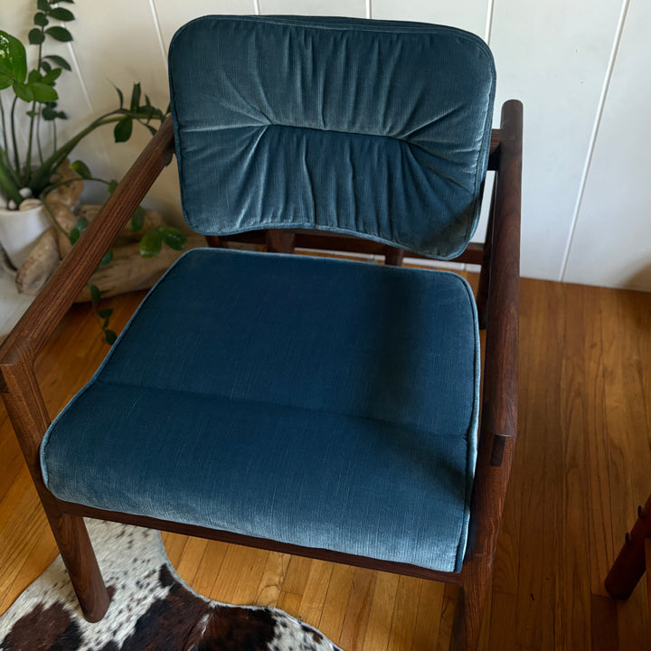 Blue velvet micro corduroy upholstered chair with solid wood frame. Available in white oak or walnut, with a custom upholstery. Hand made in Los Angeles California.
